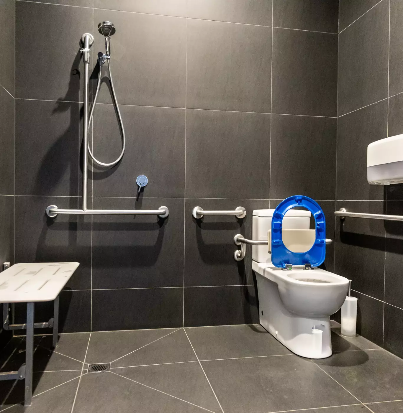 Rénovation de salle de bain PMR Martigues
